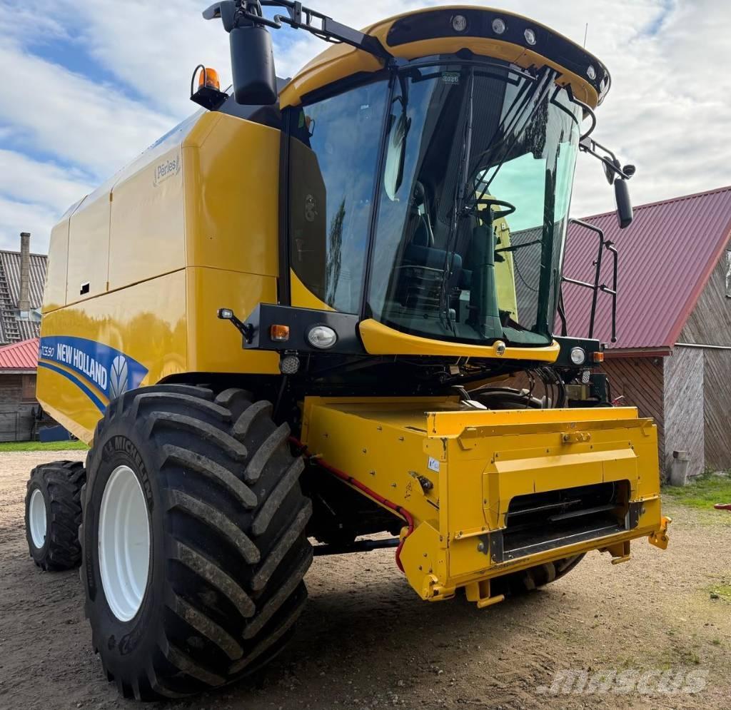 New Holland TC 5.90 Kombinované zberacie stroje