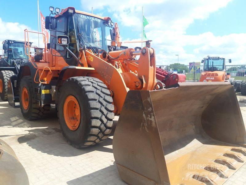 Develon DL350-5 Kolesové nakladače