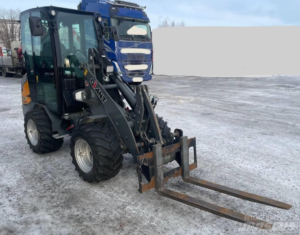 Gigant 2200 E Mininakladače