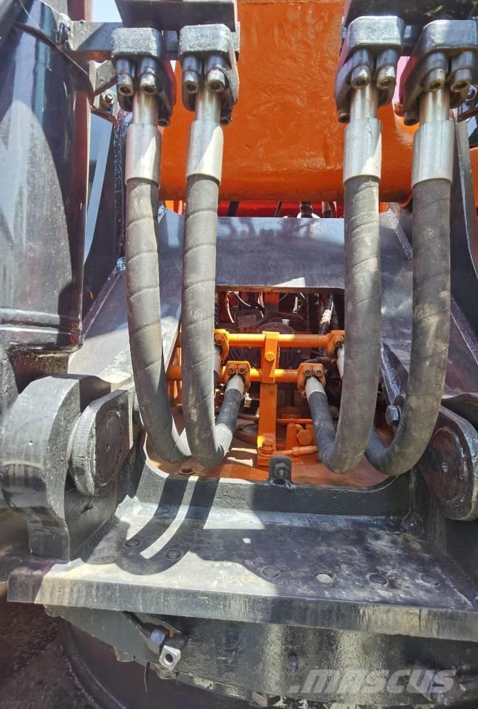 Doosan DX 225 LC-9C Pásové rýpadlá