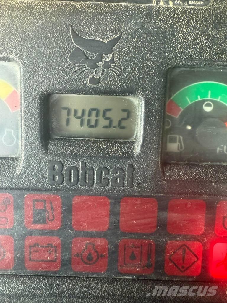 Bobcat 425 Mini rýpadlá < 7t