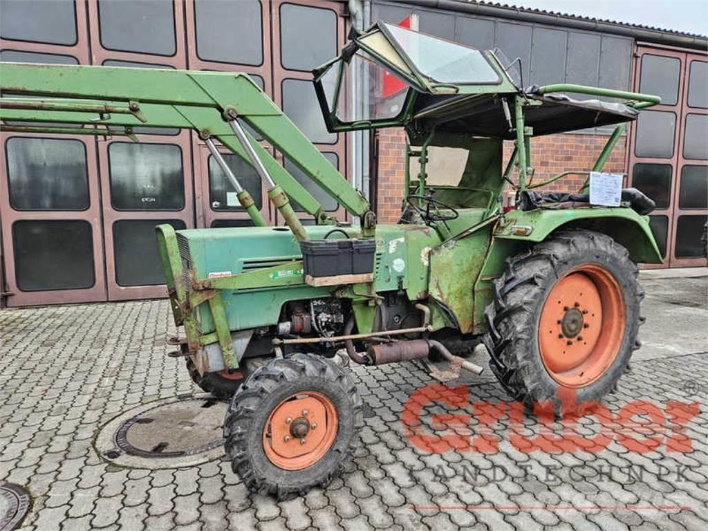 Fendt Farmer 3 S Traktory