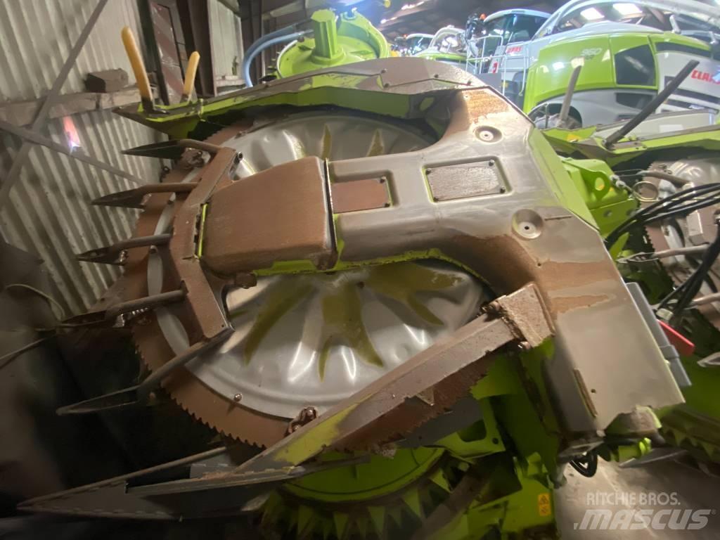 CLAAS Orbis 600 AC Samochodné kosačky