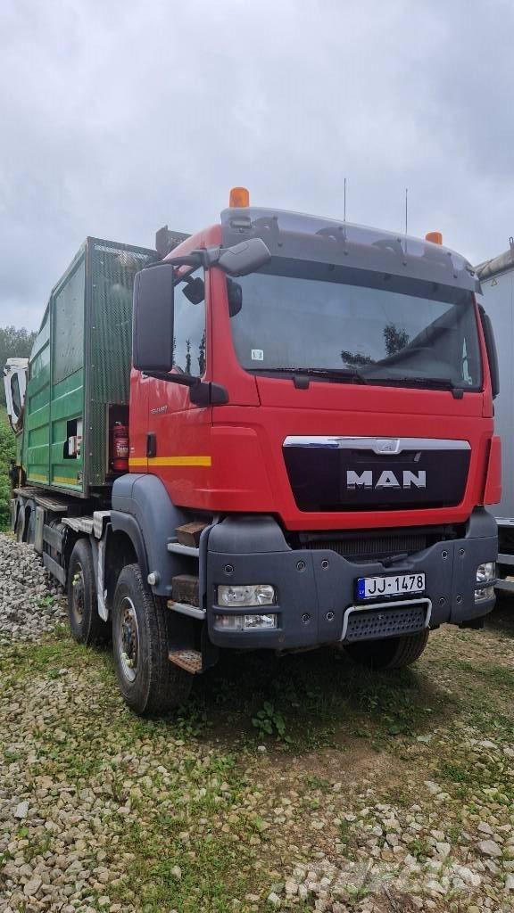 MAN TGS + Neuson 1266 Štiepkovače