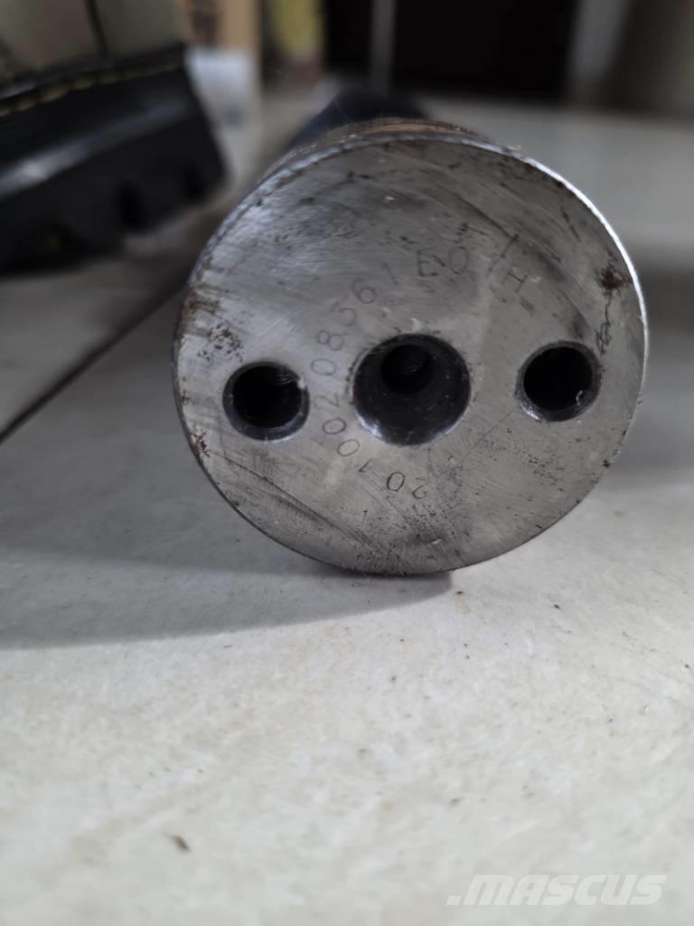  BF 20100208361 Motory