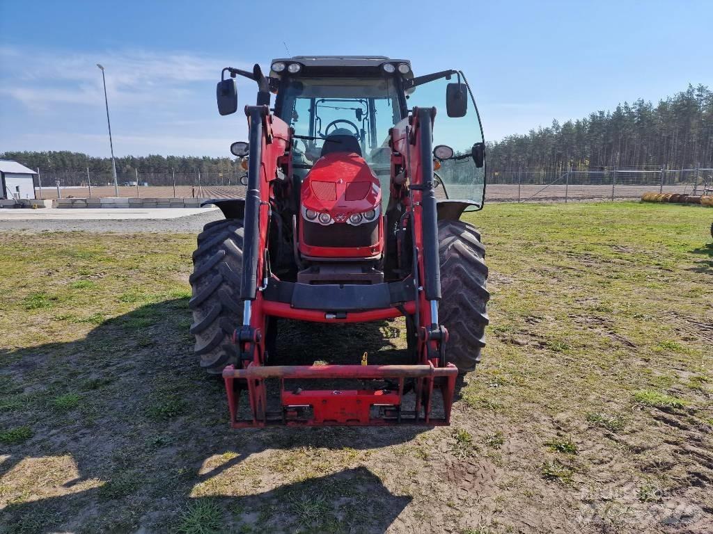 Massey Ferguson 5613 Traktory