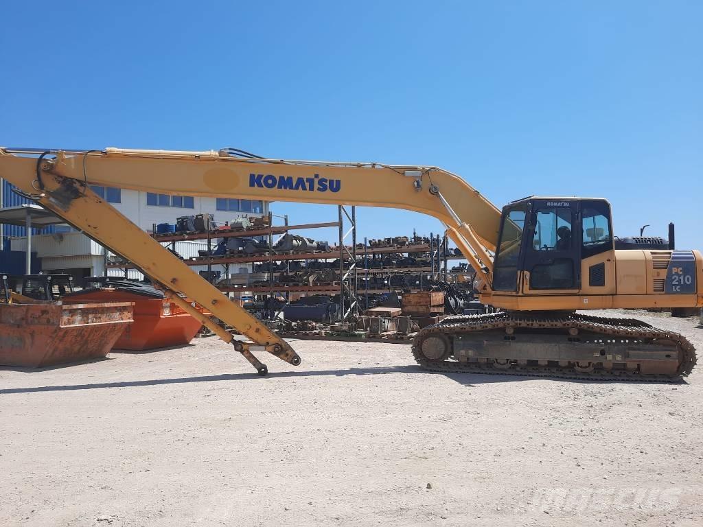 Komatsu PC 210 Pásové rýpadlá