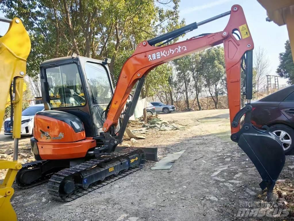 Kubota U 35 Mini rýpadlá < 7t