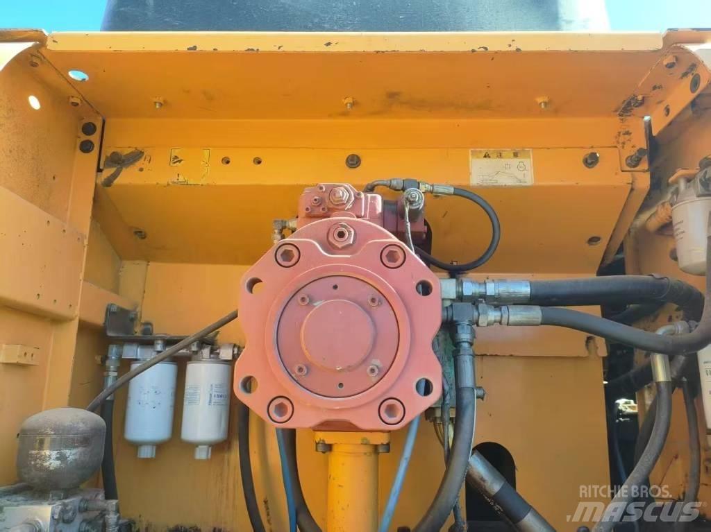 Hyundai R520LC-9T Pásové rýpadlá