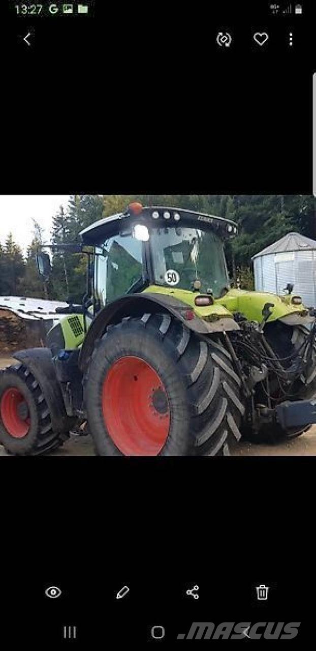 CLAAS axion 870 Traktory