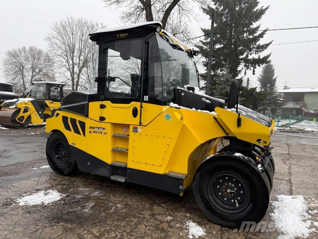 Bomag BW 28 RH Pneumatikové valce