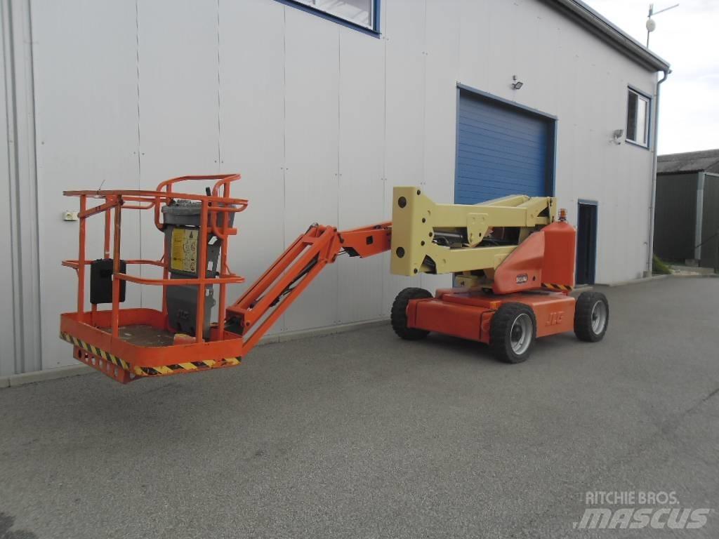 JLG E 450 AJ Kĺbové plošiny