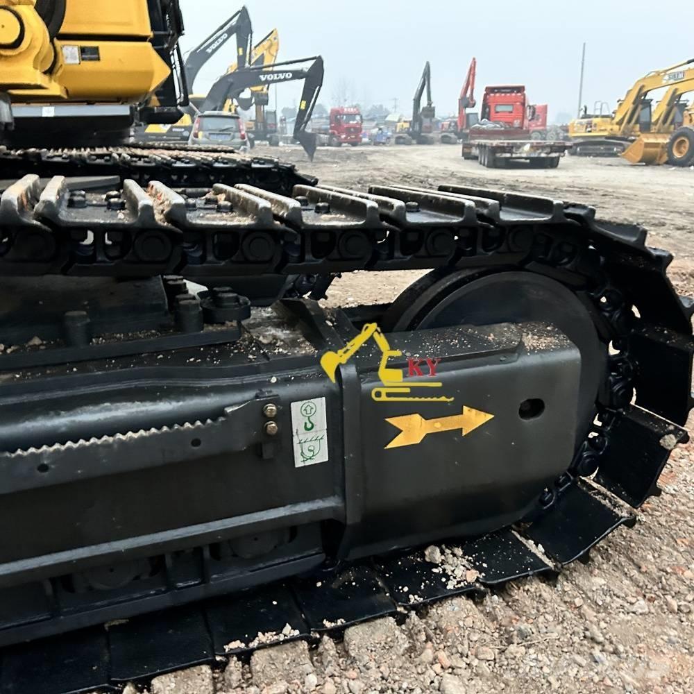 Komatsu PC 450-8 Pásové rýpadlá