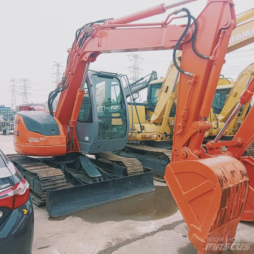 Hitachi ZX 75 US Midi rýpadlá 7 t - 12 t