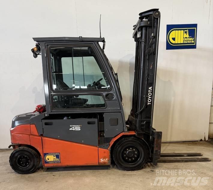 Toyota Truck 8FBMT45 Akumulátorové vozíky