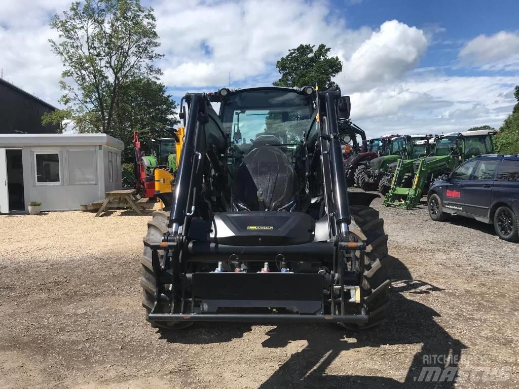 Valtra G 135 A Traktory