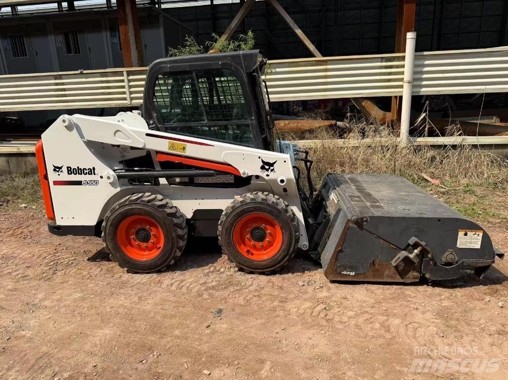 Bobcat S 550 Šmykom riadené nakladače