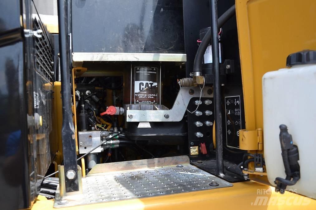 CAT M 315 D Kolesové rýpadlá