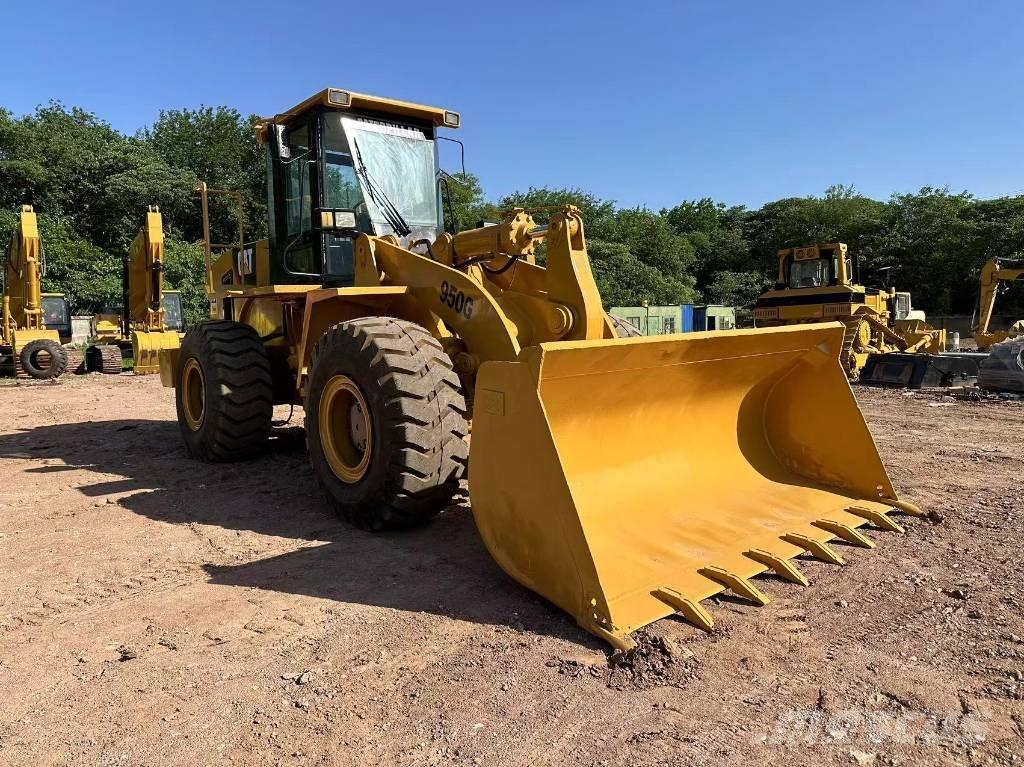 CAT 950G Kolesové nakladače