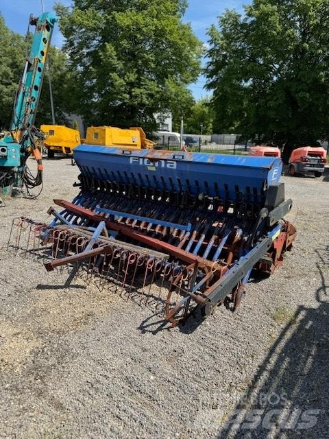 Fiona 3000 Mechanické sejačky