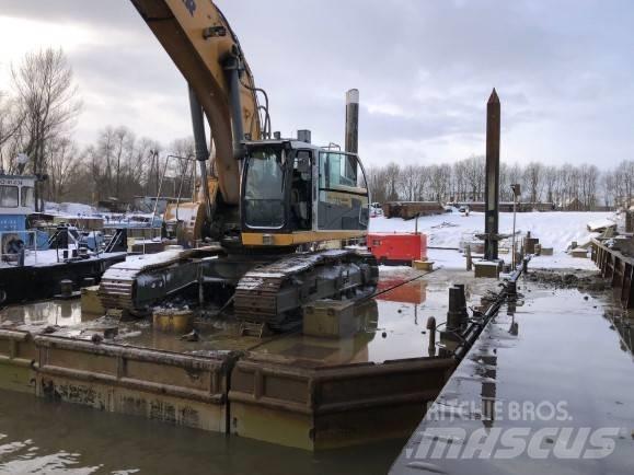 Liebherr R 956 LC Pásové rýpadlá