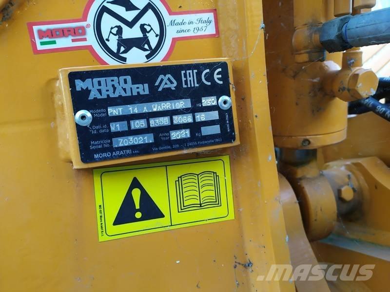  MORO PNT 14 Konvenčné pluhy