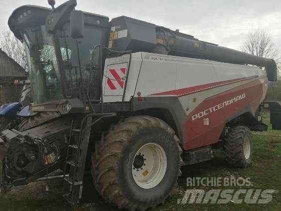 Rostselmash rsm 161 Kombinované zberacie stroje