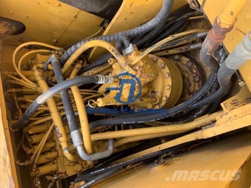 CAT 320 D Midi rýpadlá 7 t - 12 t
