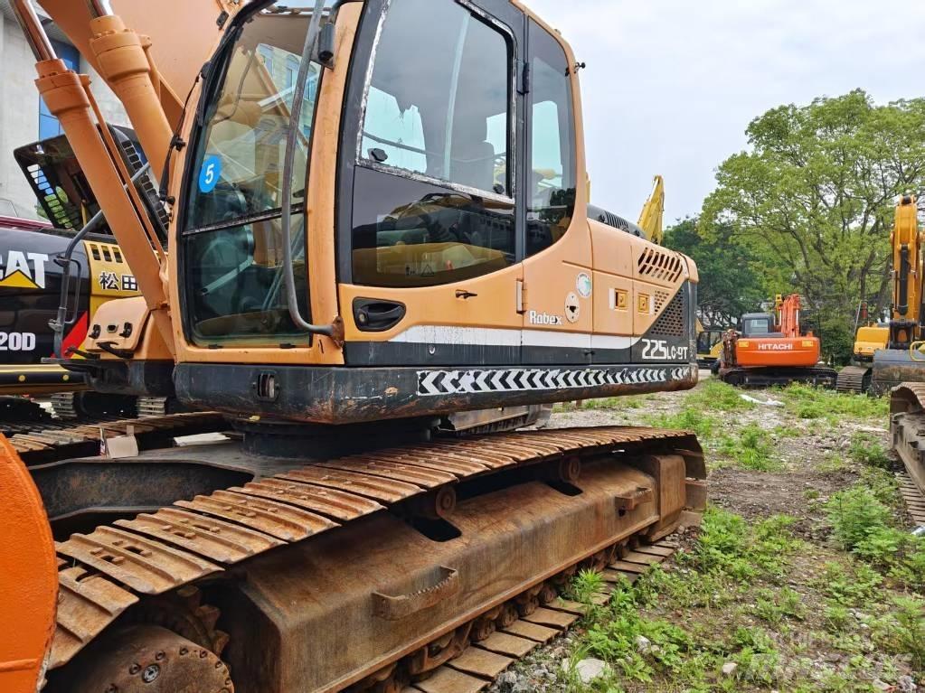 Hyundai R 225LC-9T Pásové rýpadlá