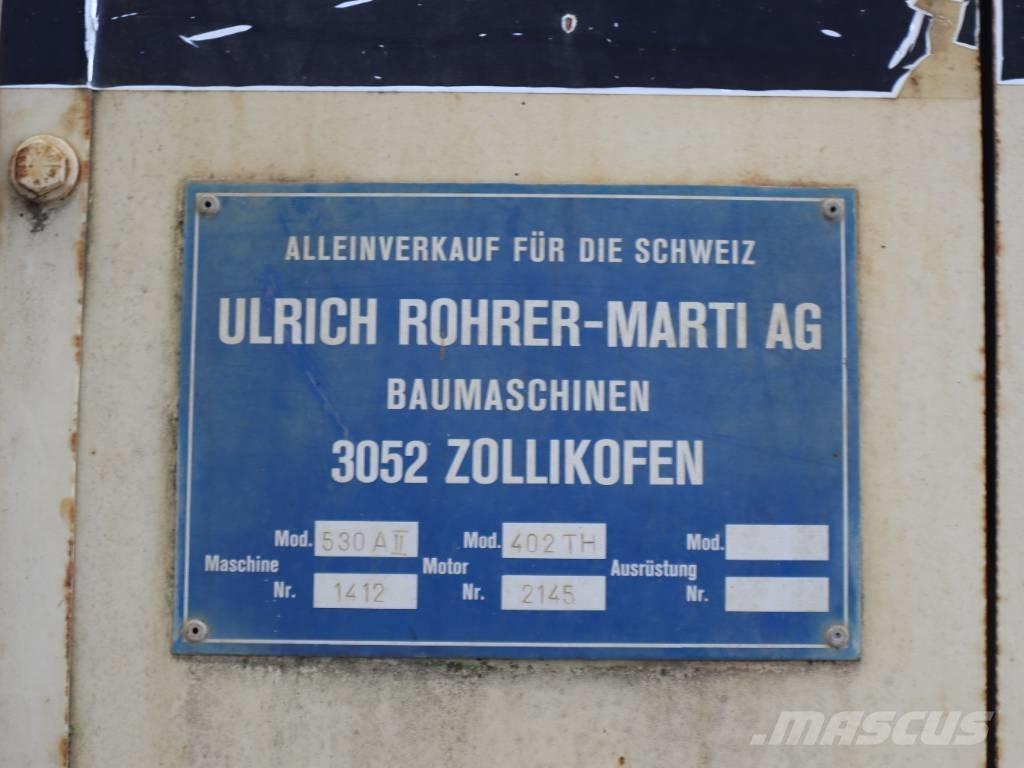 International 530 A Kolesové nakladače