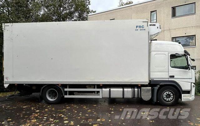 Volvo FM-4X2R Skriňová nadstavba