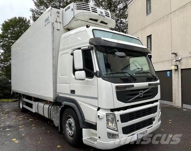 Volvo FM-4X2R Skriňová nadstavba