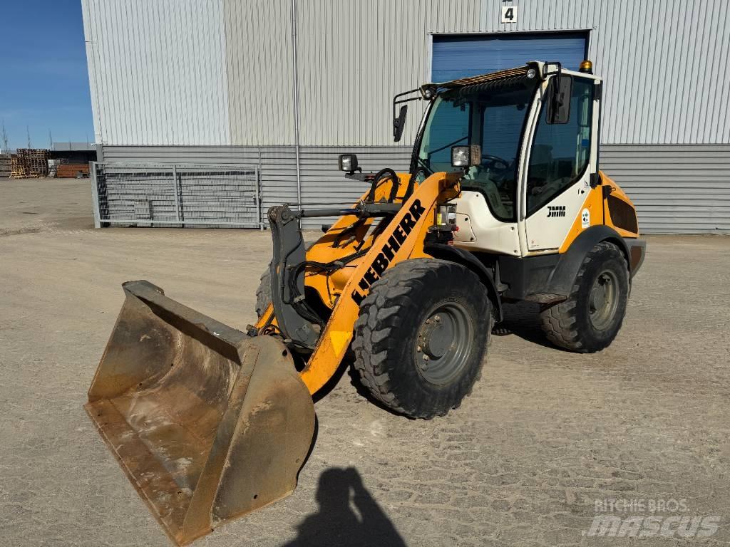 Liebherr L 506 Kolesové nakladače