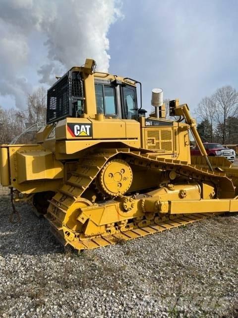 CAT D 6 T LGP Pásové dozéry