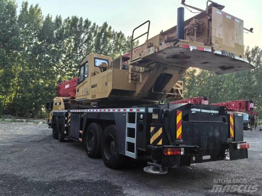 Sany STC 800 T5 Univerzálne terénne žeriavy