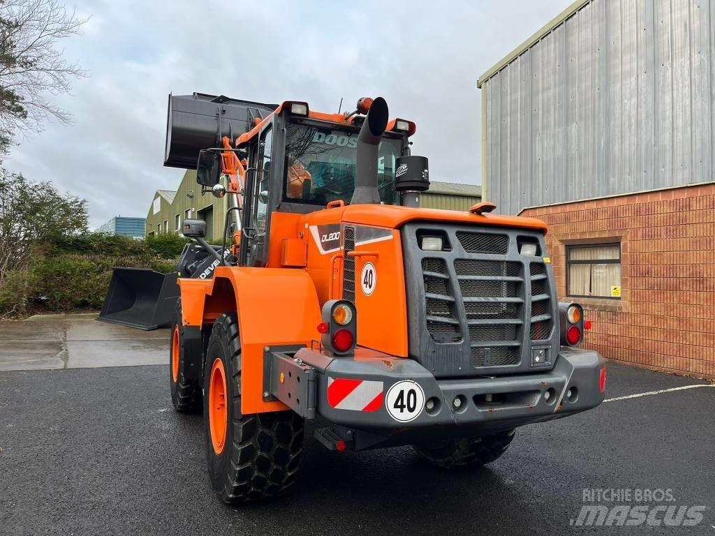 Doosan DL200-5 Kolesové nakladače