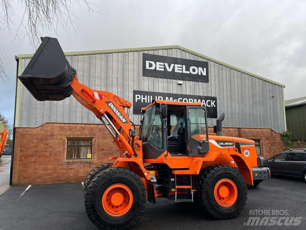 Doosan DL200-5 Kolesové nakladače
