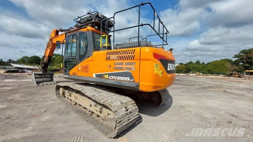 Doosan DX 225 LC Pásové rýpadlá