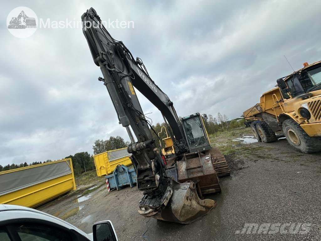 Volvo EC 220 DL Pásové rýpadlá