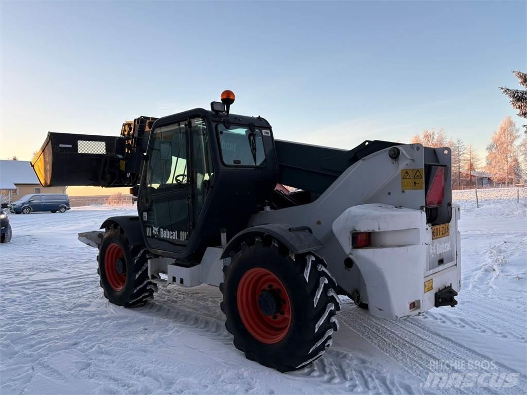 Bobcat T40170 Teleskopické manipulátory