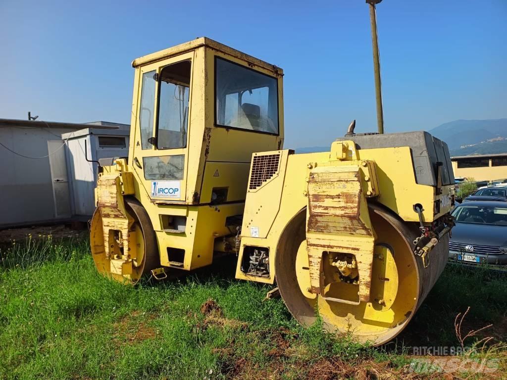 Bomag BW 151 AD-2 Tandemové valce