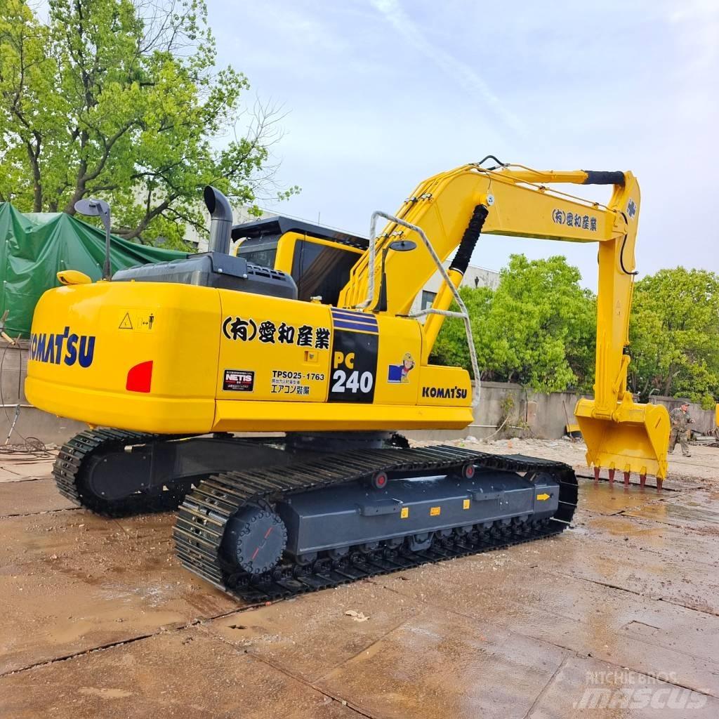 Komatsu PC 240 LC-8 Pásové rýpadlá