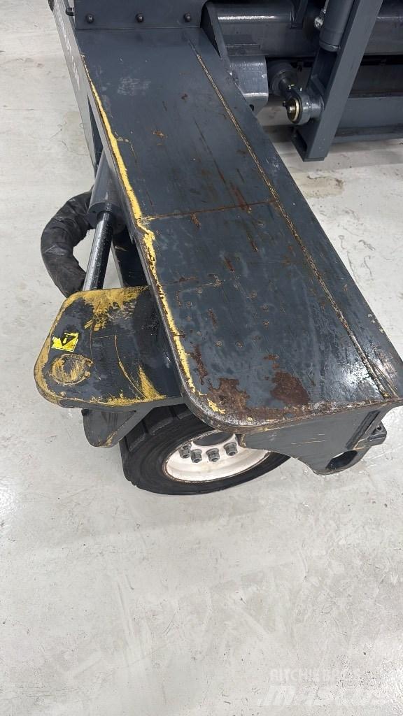 Combilift C 4000 Bočný vysokozdvižný vozík
