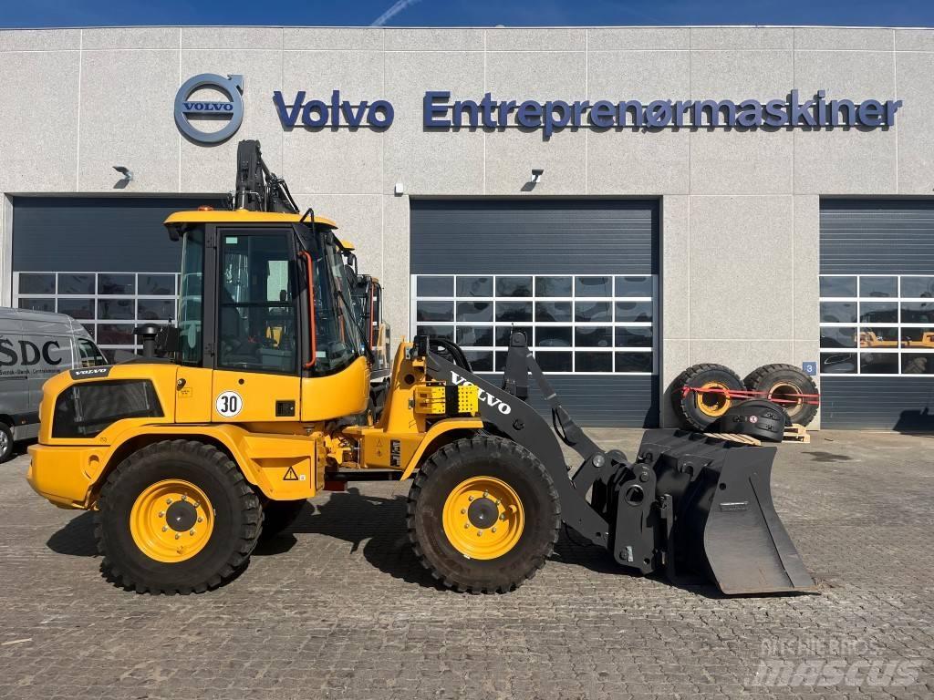 Volvo L35H Kolesové nakladače