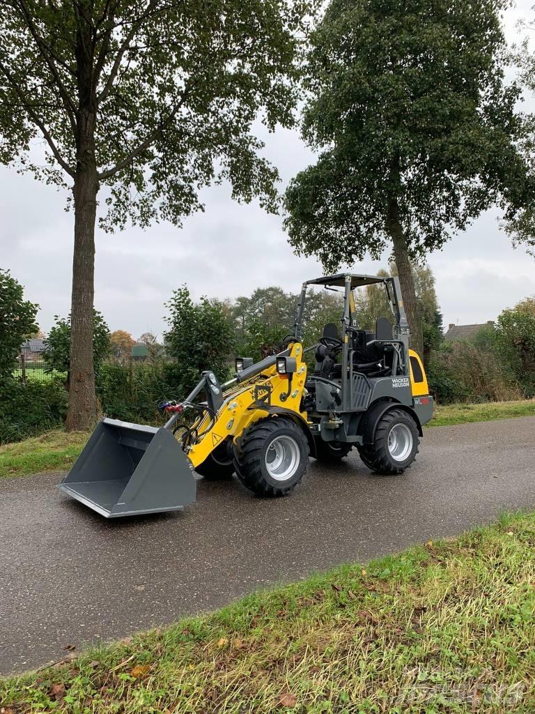 Wacker Neuson WL25 Kolesové nakladače