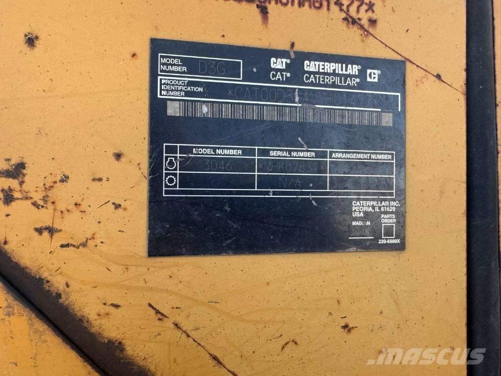 CAT D 3 G Pásové dozéry