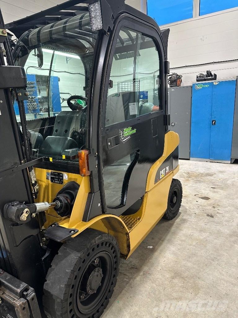 CAT GP 20 N LPG vozíky