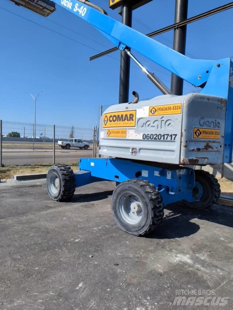 Genie S 40 Teleskopické plošiny