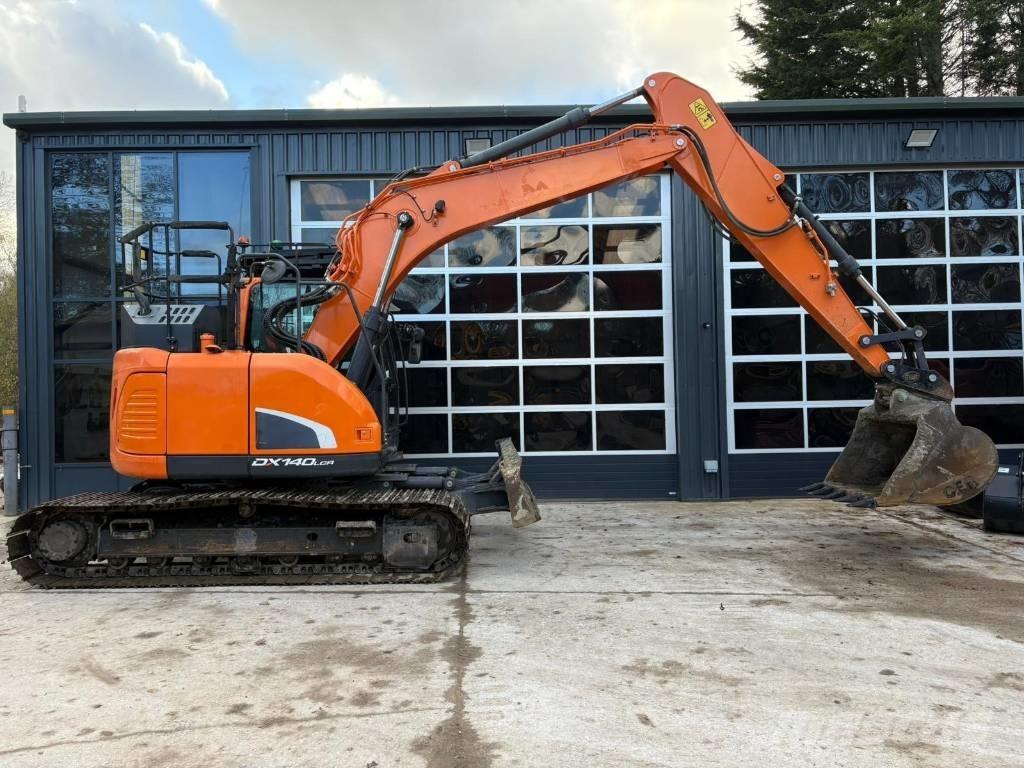 Doosan DX 140 LCR-3 Pásové rýpadlá