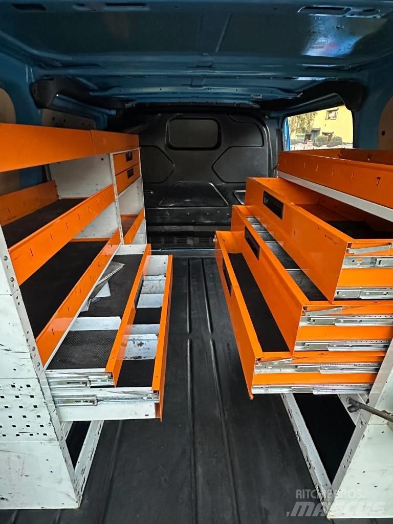 Ford Custom Dodávky